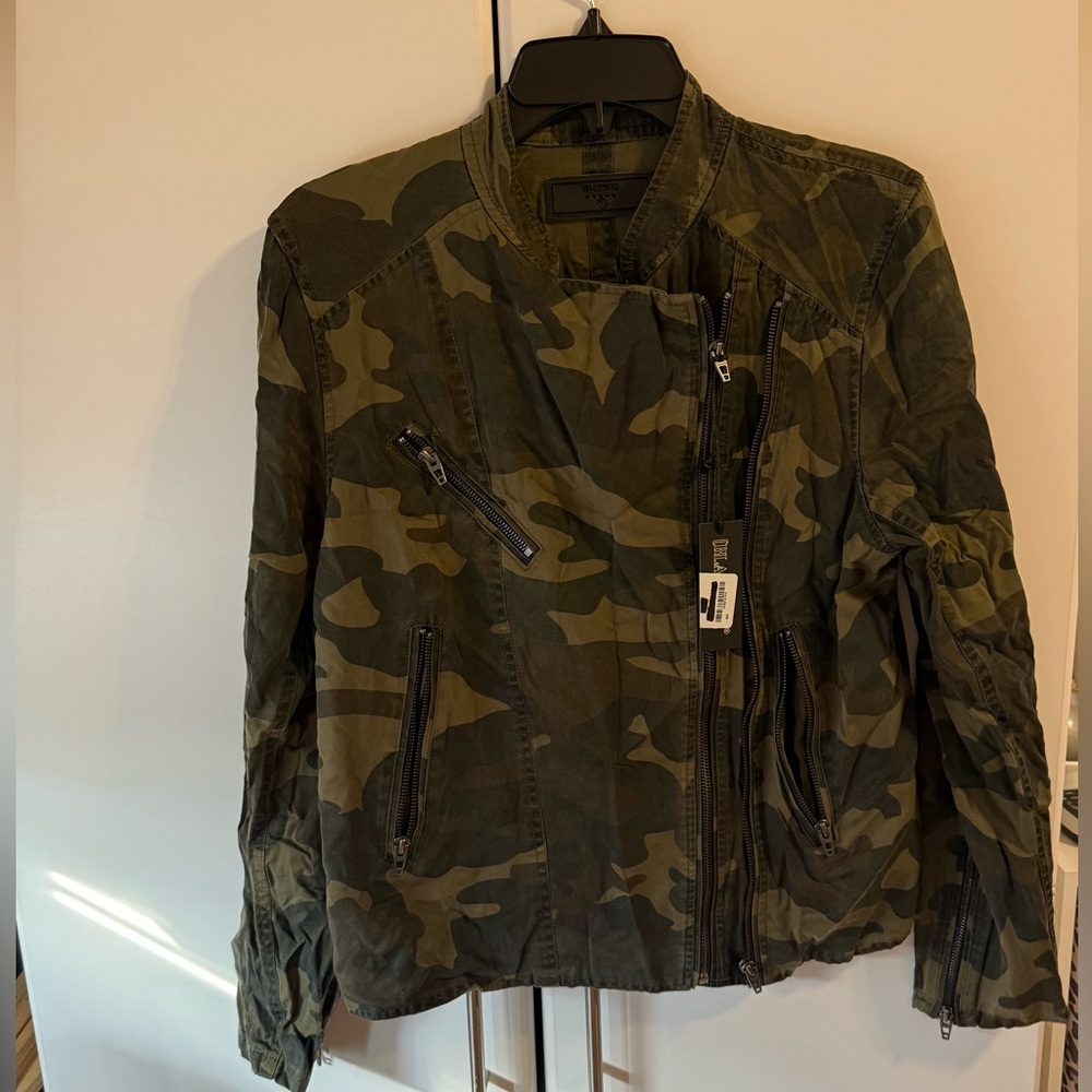 Blank NYC Women's Olive Camouflage Bomber Jacket